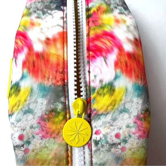 Athleta Supergoop Floral Makeup Travel Cosmetics Bag - Picture 4 of 5